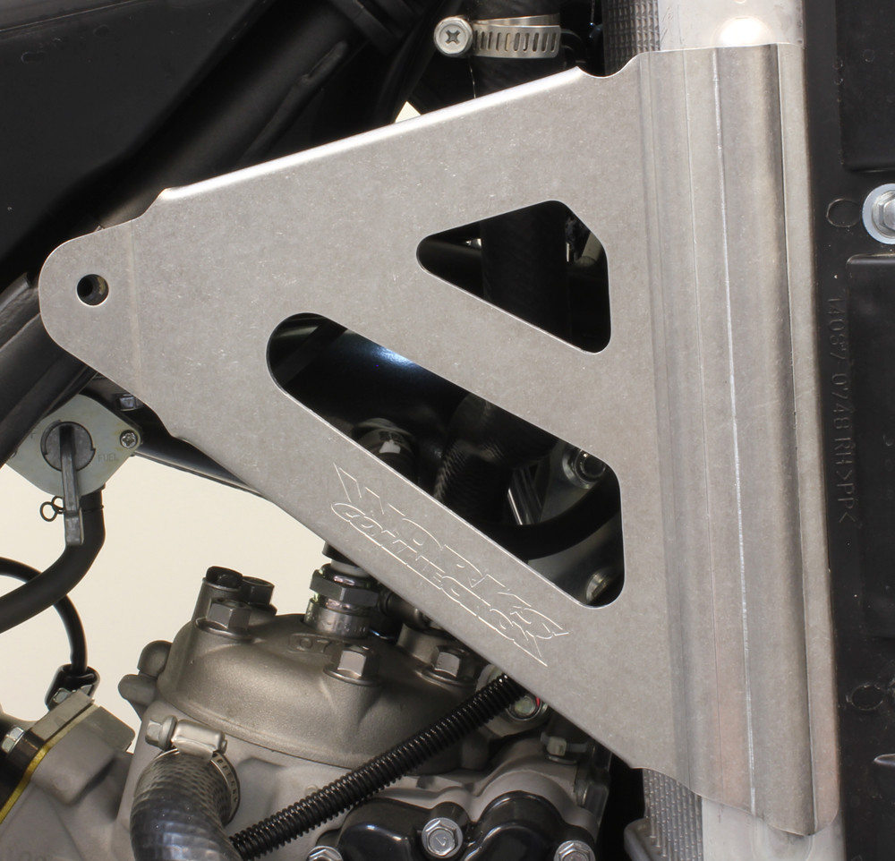 KX112 純正ラジエータ　ホース、カバー付きKX85 18_046_Radiator_Brace.jpg?2020